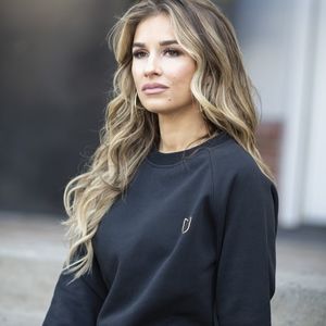 Kittenish Jet Setter Black Logo Set NWT!